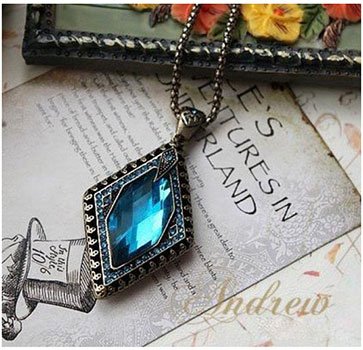 Sapphire Rhombus Pendant