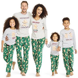 Women's Holiday Pajamas Set