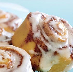 Cinnabon: Free BonBites