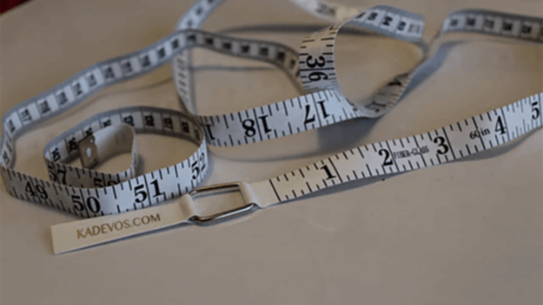 FREE Kade & Vos Measuring Tape